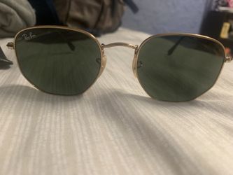 Ray Bans sunglasses