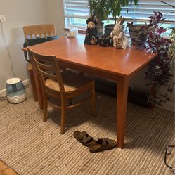 Extendable Rectangle Table 