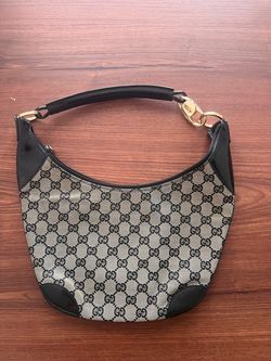 Gucci Black Hobo Half Moon Shoulder Bag With Gold-Tone Hardware