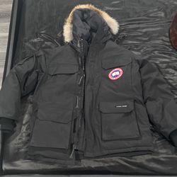 Size Large Canada Goose Expedition Parka