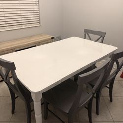 Dinning table