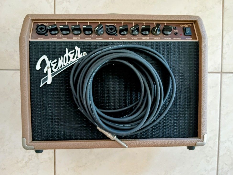 Fender 40-watt  Acoustic Guitar Amplifier |