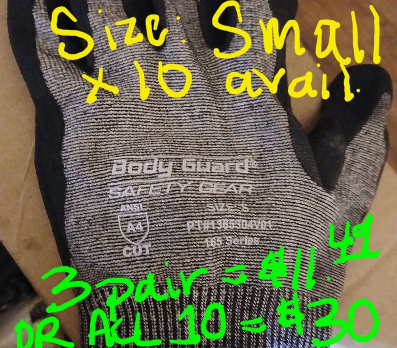 A4 Cut-Resistant Safety Work Gloves: Size SMALL