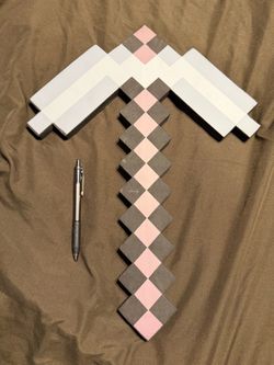 Minecraft pickaxe