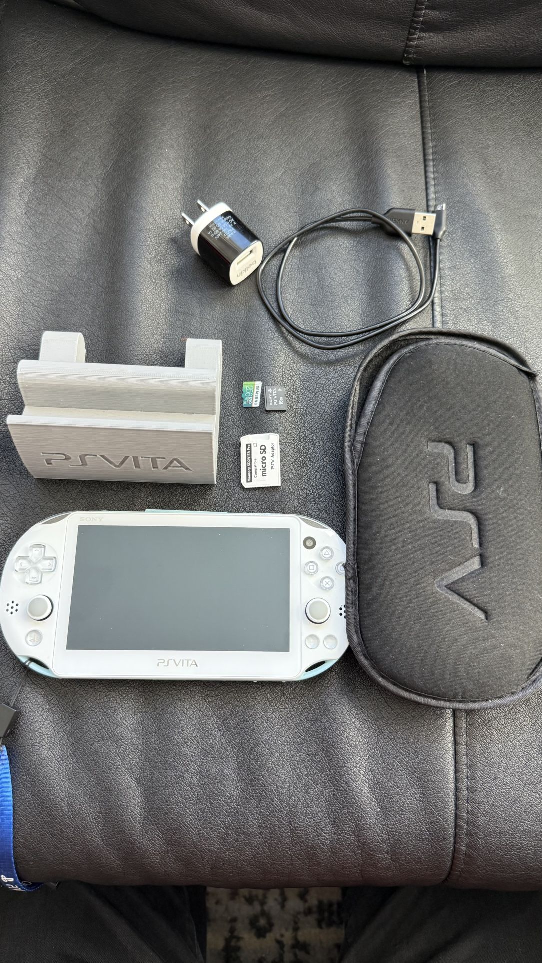 PS Vita 2000 Series LIKE NEW With Custom Firmware