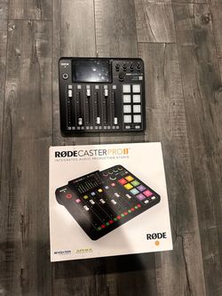 RØDE Podcast Setup – Like New / Never Used