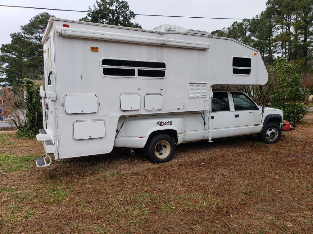 2003 camper(truck not for sale)