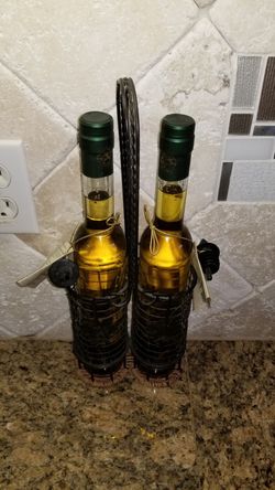 Kitchen Oil And Rack Decor