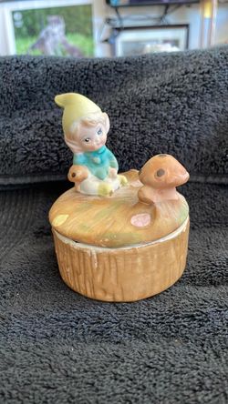 Vintage HOMCO trinket box