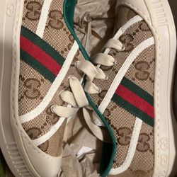Toddler 9c authentic Gucci shoes