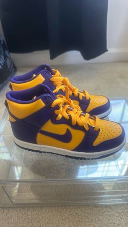 Kids Nike purple/yellow lakers size 4.5 New