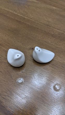 Dove sugar and salt shaker set (porcelain)