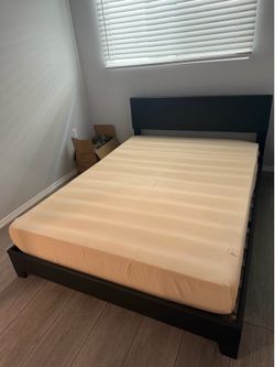 Full size mattress
