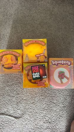 Needohs & Squeezy