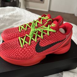 Reverse Grinch Nike Kobe Size 13
