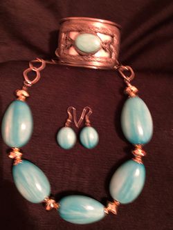 Turquoise and silver necklace set
