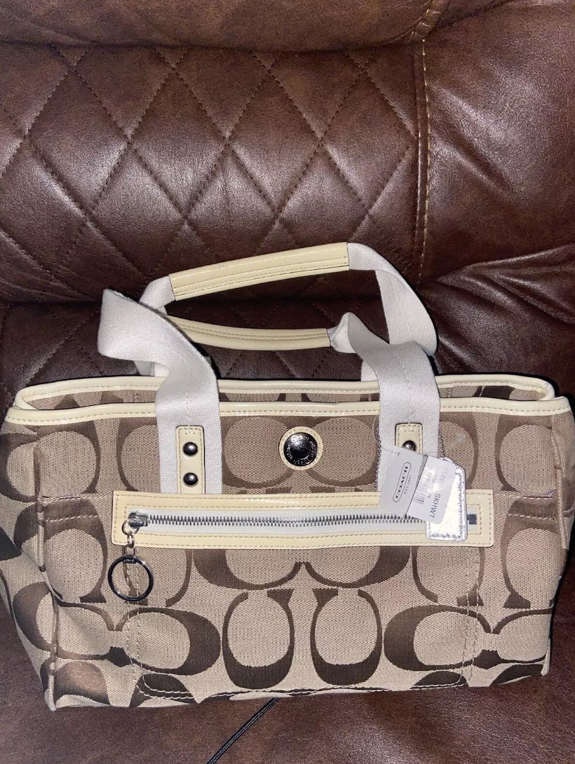 NWT Coach White Khaki Daisy Signature Shoulder Bag Large Tote Handbag Purse