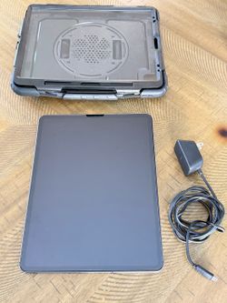 1TB Apple 2020 iPad Pro, 12.9-inch, Wi-Fi + Cellular, Space Gray 4th Generation
