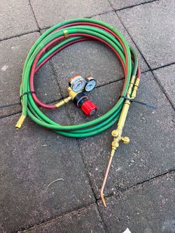 Acetylene torch and hose