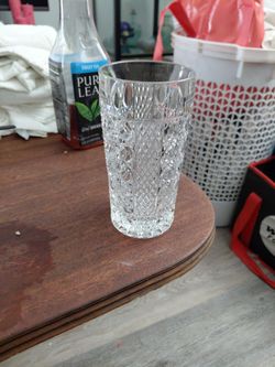 AI Mode
All
Exact matches
Visual matches
3 sites
The glassware in the selected region is a vintage Fostoria Rosby pattern crystal highball tumbler