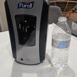 PURELL Dispenser Lot – 16 Units + 24 Wall Mounts + 12 Guards