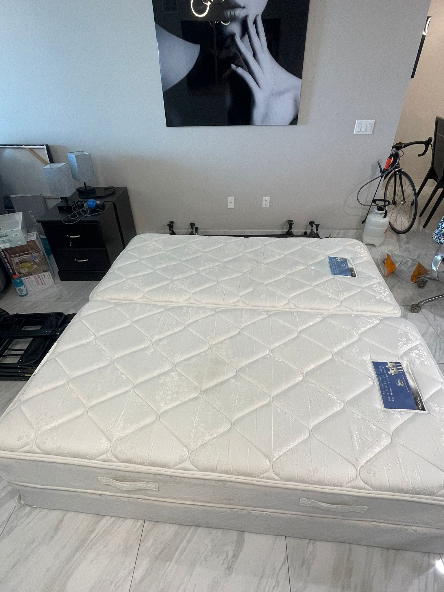 Serta King Bed Mattress with 2 Nightstands