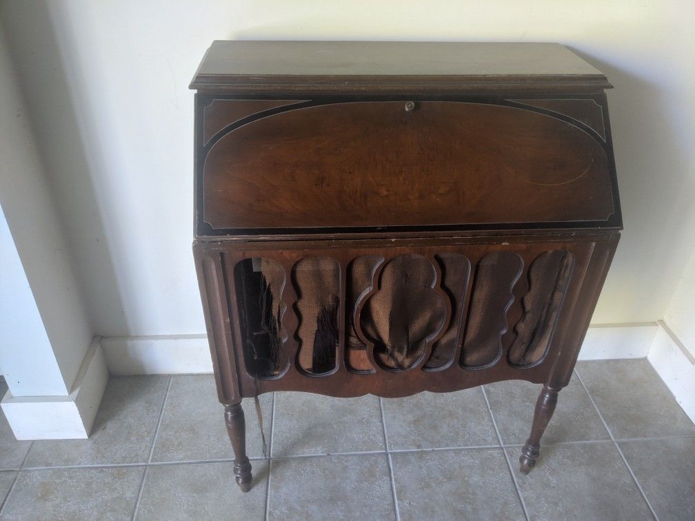Antique Speaker Desk