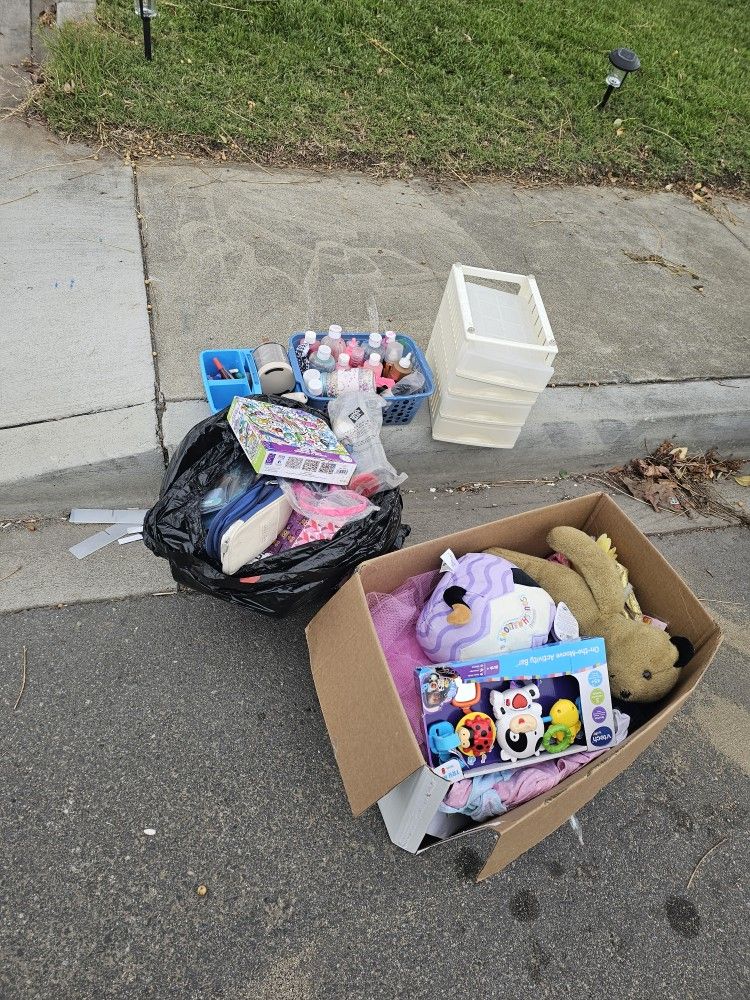 Free Clothes And Misc