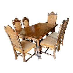 Beautiful Vintage Dinning Set