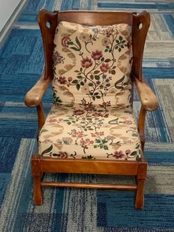 Brown Maple & Oak Porch Chair