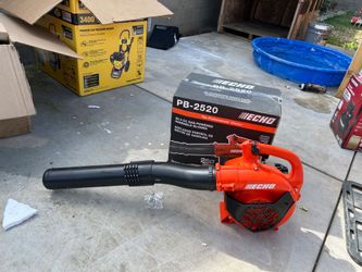 Shop ECHO
170 MPH 453 CFM 25.4 cc Gas 2-Stroke Handheld Leaf Blower