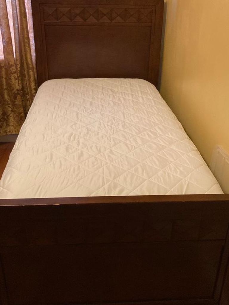 XL Twin Bed