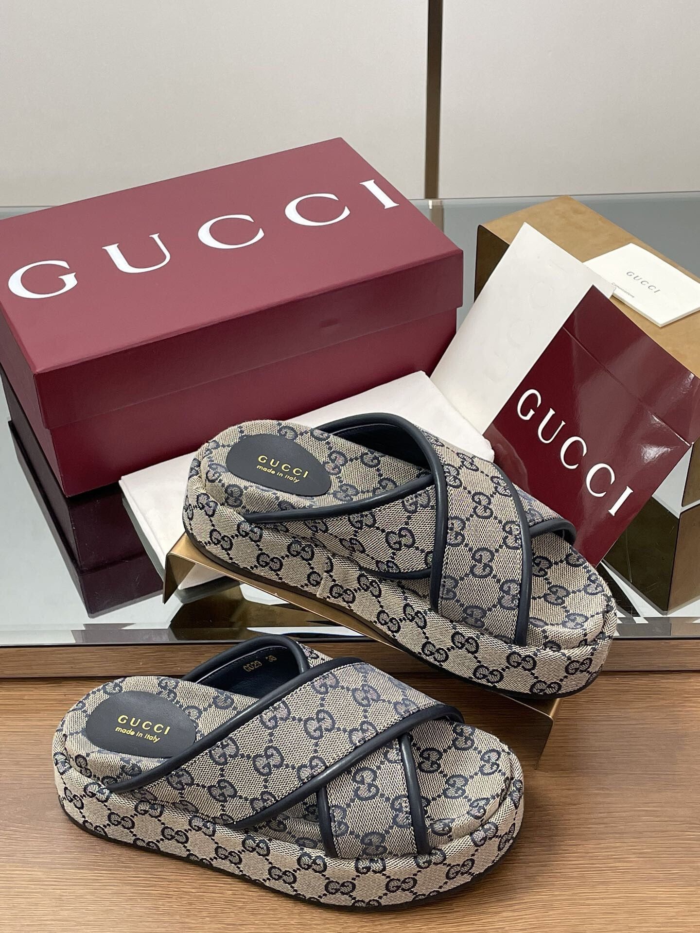 GG Women’s Shoe With Box 2025 New  