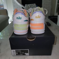 Women's Size 8 Air Force One's Shadows DX3718-100
