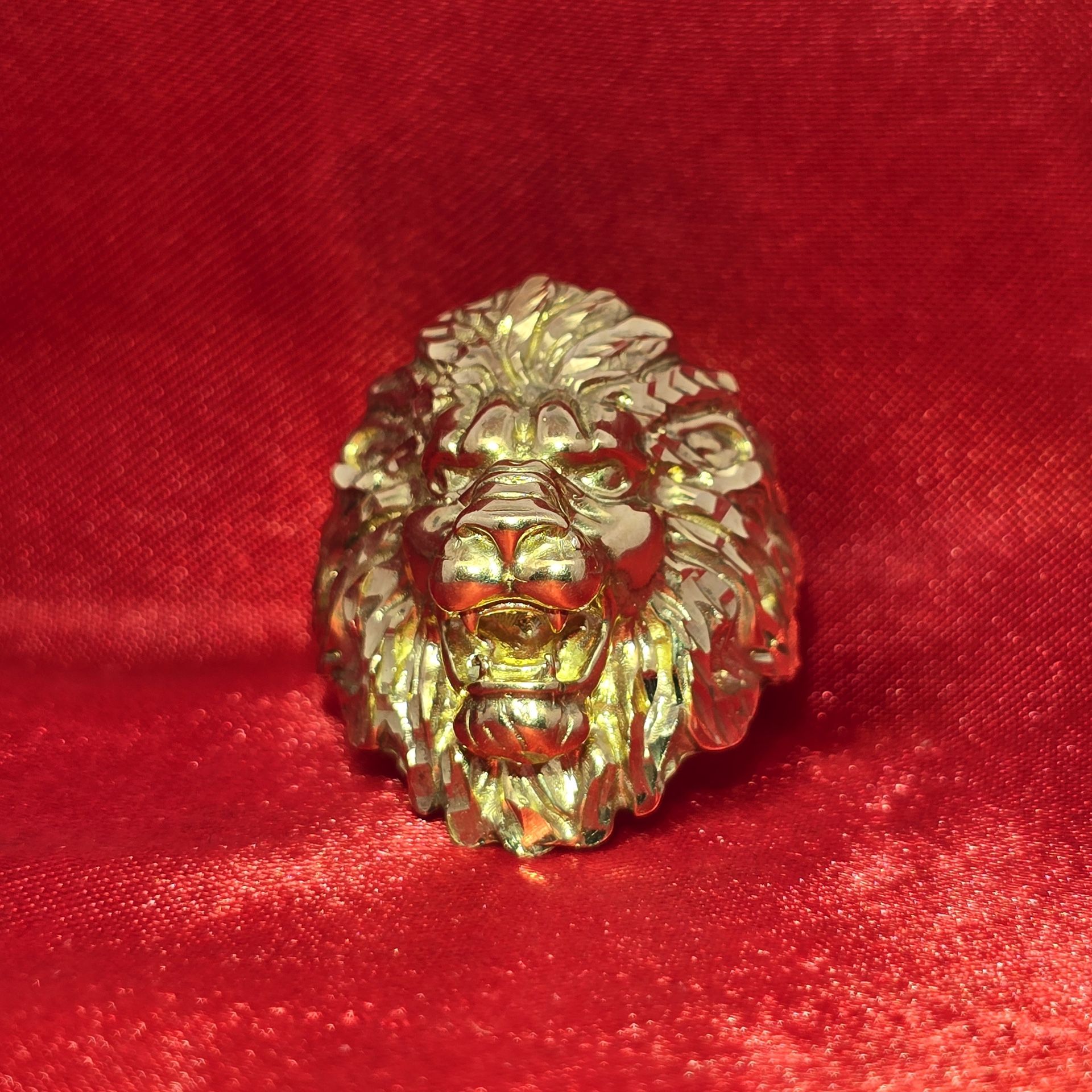 10k Gold Lion Head Ring