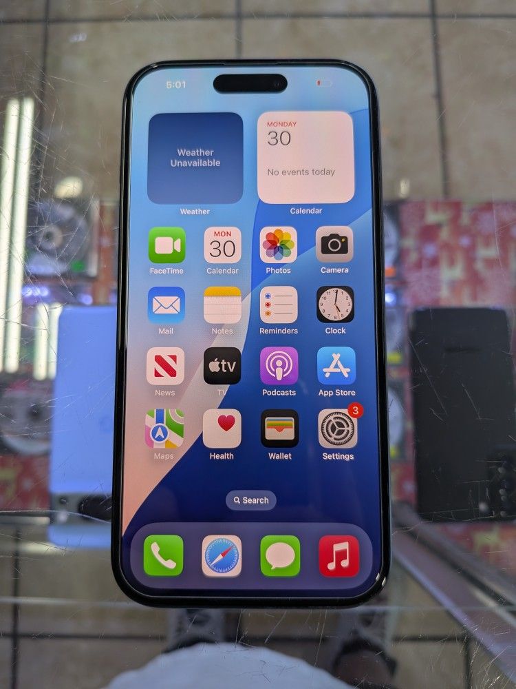 iPhone 15 AT&T