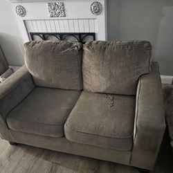 Free Couch Set 