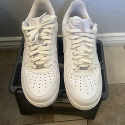 Nike Air Force 1 Men. Size 9.5 for Sale in San CA - OfferUp