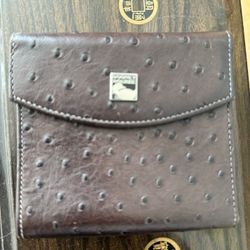 Vintage Dooney & Bourke Made In USA  Brown  Ostrich Embossed Leather Wallet