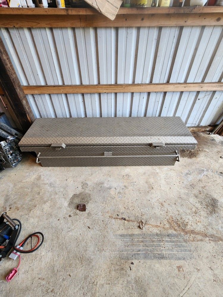Heavy Duty Tool Box