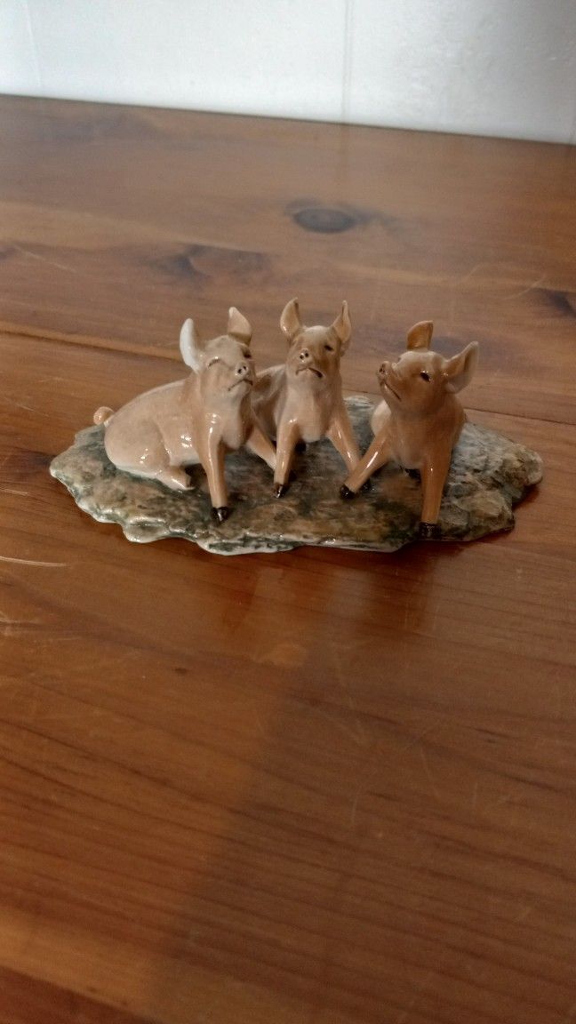 Vintage Virgilio Bindi Capodimonte “Three Pigs” Figurine – Made in Italy – Rare, Perfect Condition
