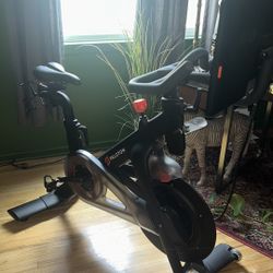 Peloton bike 