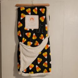 Halloween Candy Corn Plush Throw Blanket New