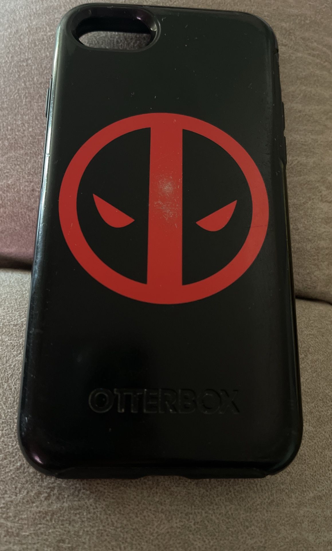 Marvel Deadpool Otterbox iPhone 8/7 Cell Case