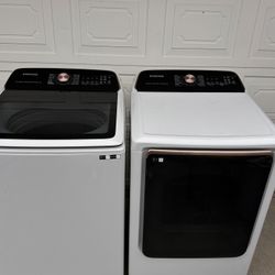 Samsung Washer and Dryer Electric Set