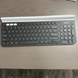 FREE – Logitech K780 Keyboard – Not Working – For Parts or Repair