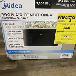 Midea 5,000 BTU Room Air Conditioner 