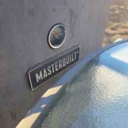 Masterbuilt Electric Smoker