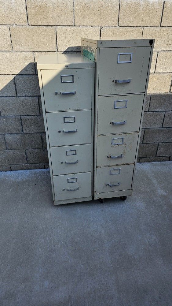 1 Large  Filing  Cabinet