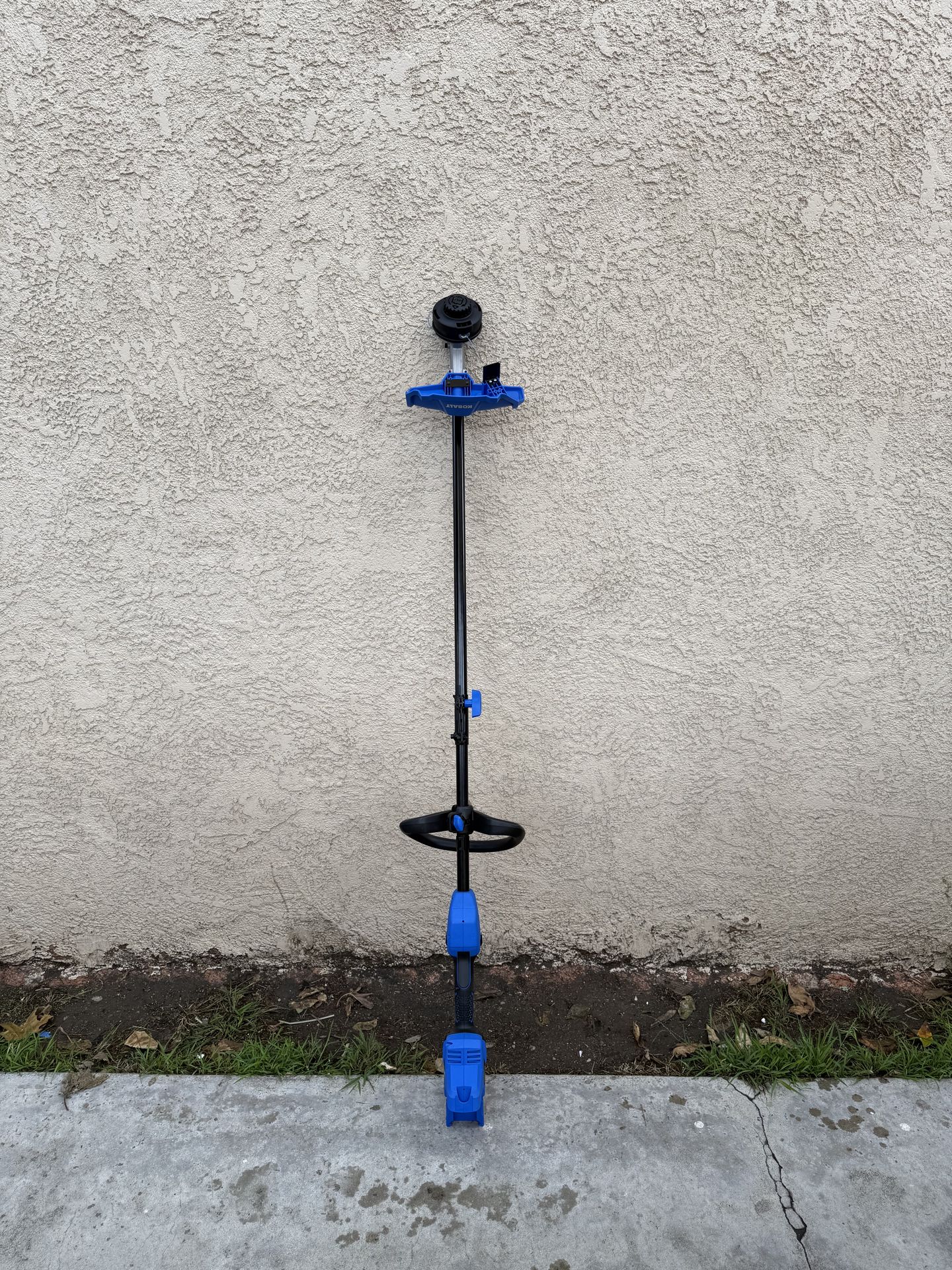 NEW Kobalt 24-volt 15-in Split Shaft Universal Attachment Capable String Trimmer (TOOL ONLY)